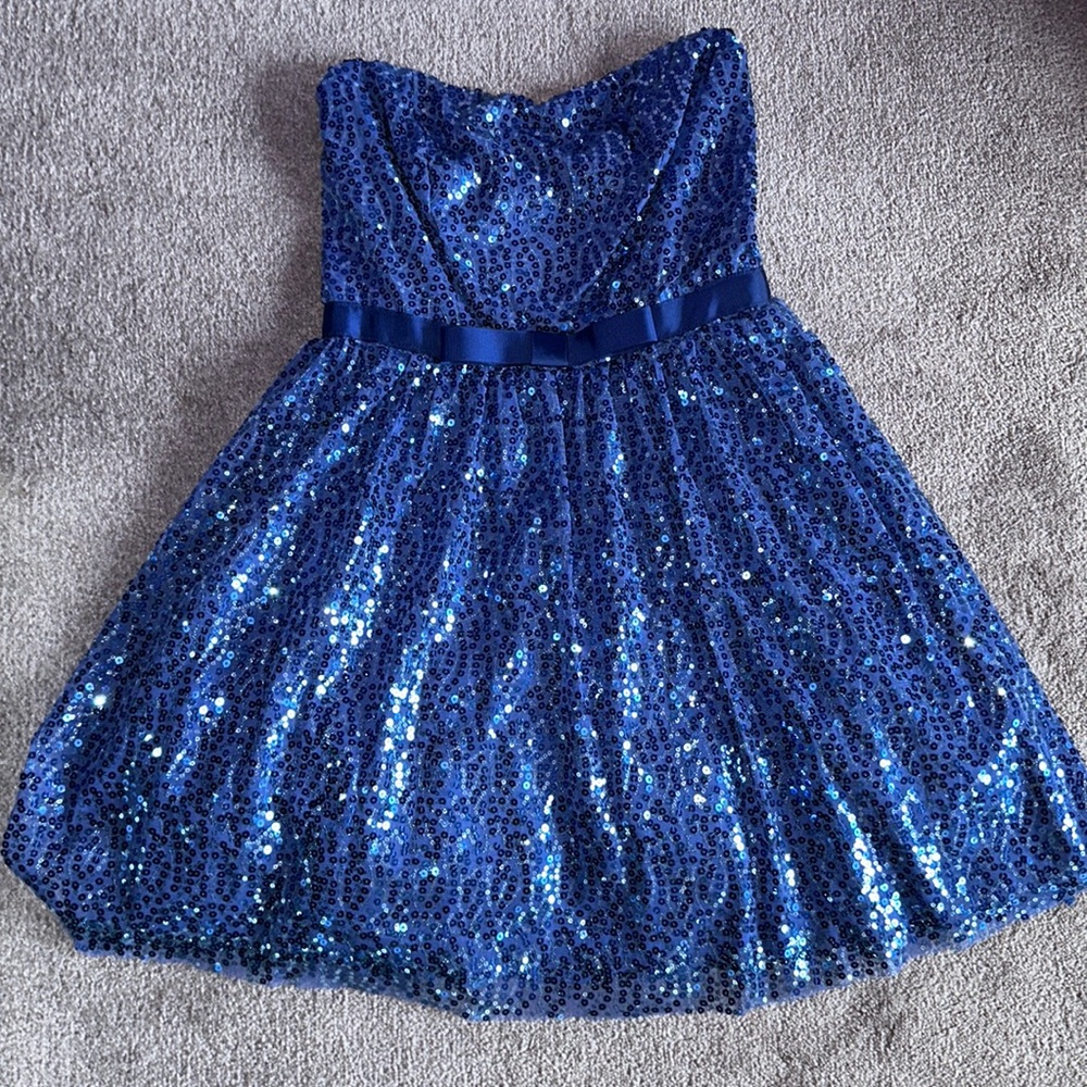 Delia’s dress